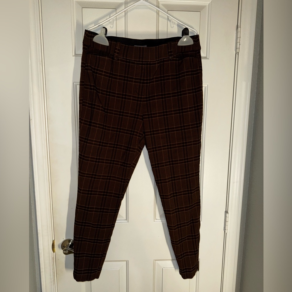 CLOSET CLEAN OUT Women’s Pull on Brown Plaid Pants - Maurice’s